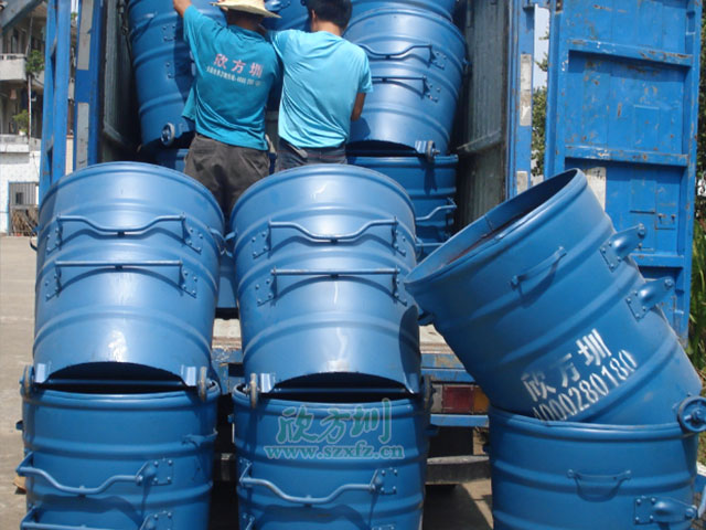 環(huán)衛(wèi)掛車?yán)皬S家 助推孝感鄉(xiāng)鎮(zhèn)清潔環(huán)保