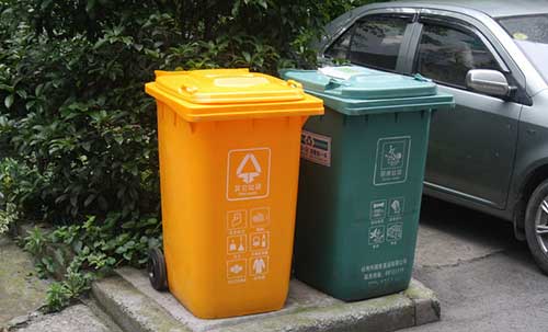   一個(gè)垃圾桶引發(fā)的血案！